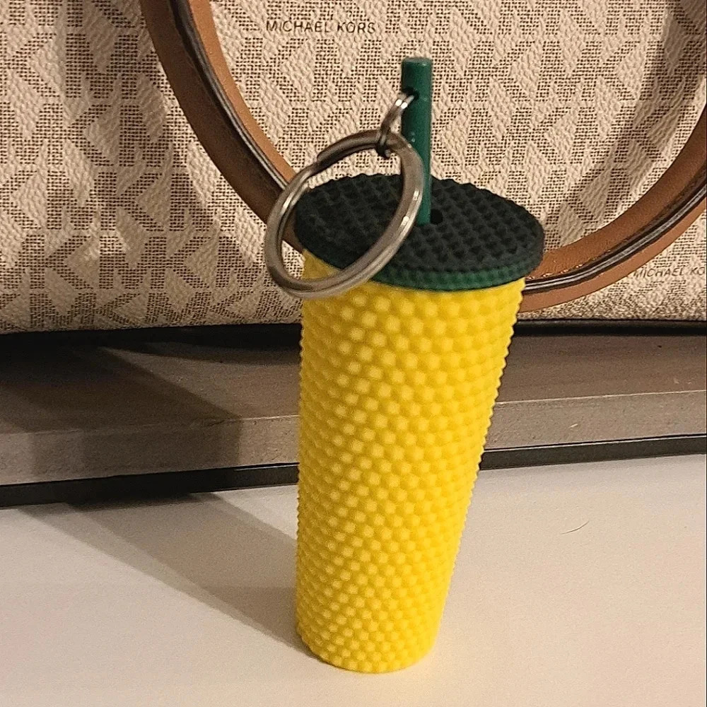 Starbucks Hawaii Exclusive Pineapple Studded Mini Tumbler Keychain. - Picture 5 of 5